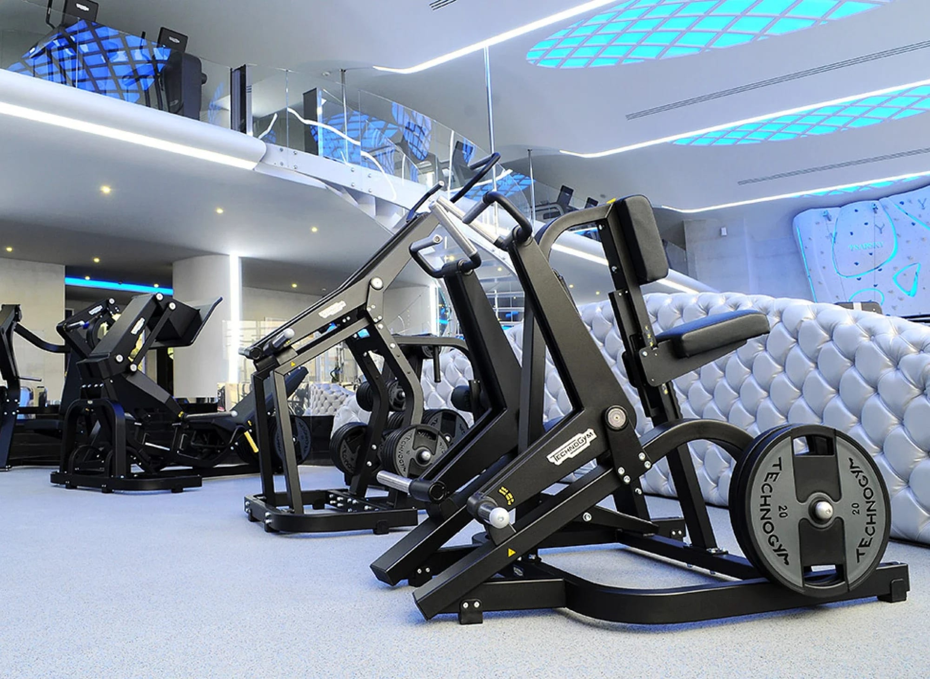 Розкішний інтер'єр фітнес-курорту Tsarsky City Resort